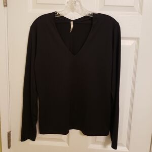 Black White Stag long-sleeved top, size 8/10